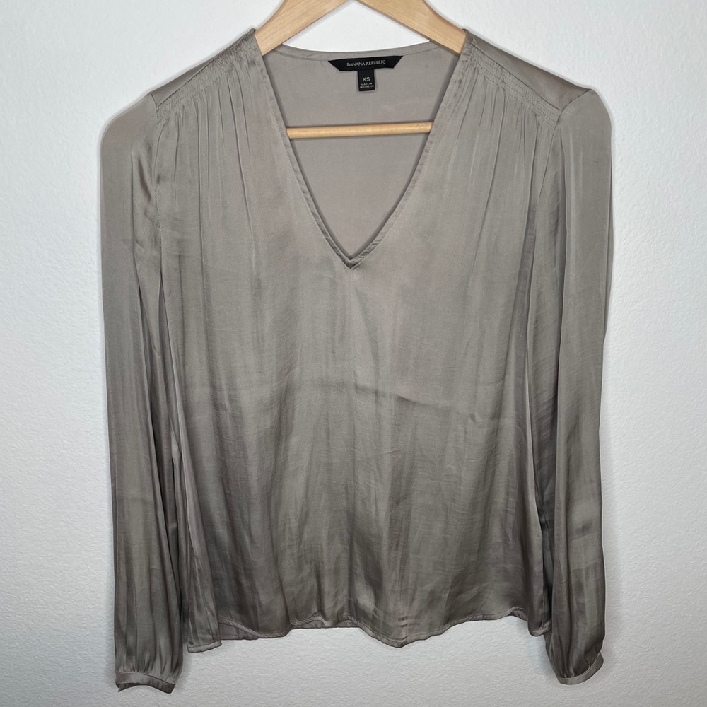 Banana Republic Long Sleeve Silver Silk Shirt